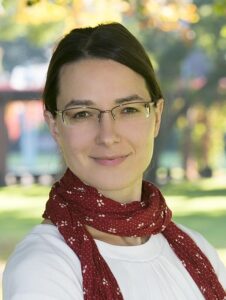 Portrait von Kirstin Gerber